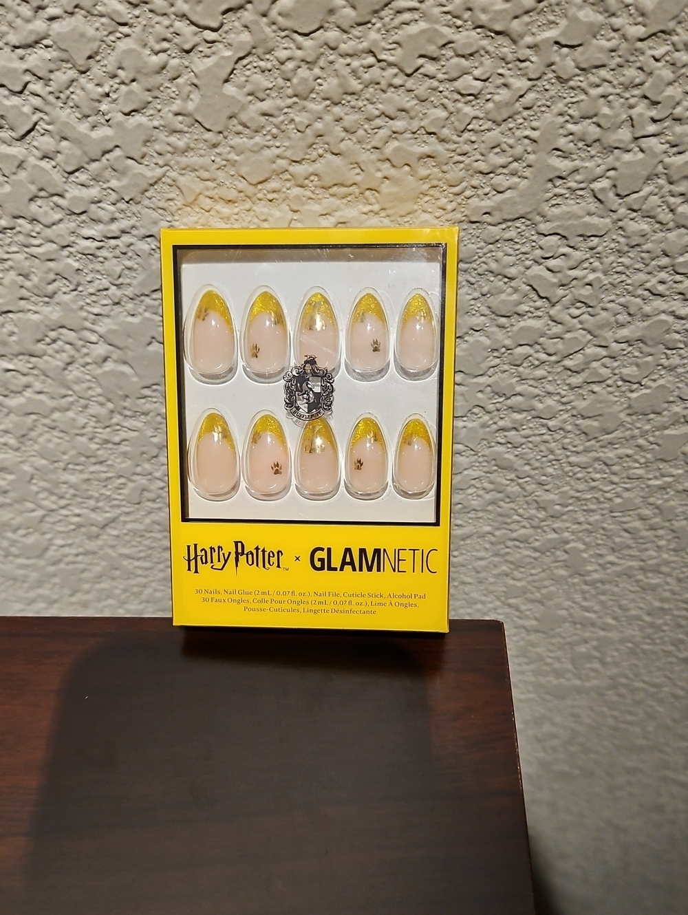Harry Potter x Glamnetic Helga Hufflepuff Nails
